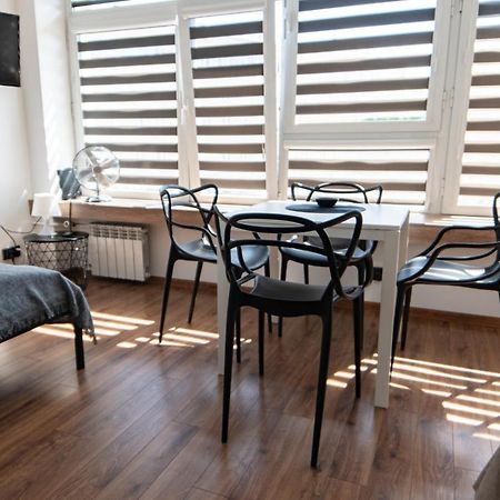 Komfortowy apartament ścisłe centrum Radom Zewnętrze zdjęcie
