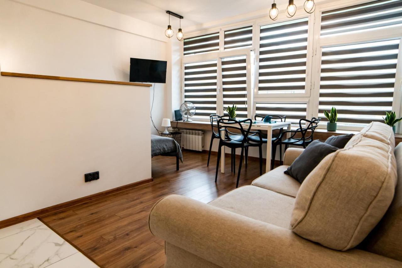 Komfortowy apartament ścisłe centrum Radom Zewnętrze zdjęcie